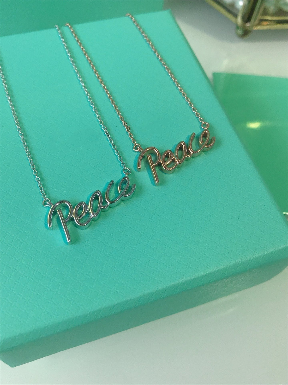 [Eterna Jewels]PEACE TEXT PEDANT NECKLACE