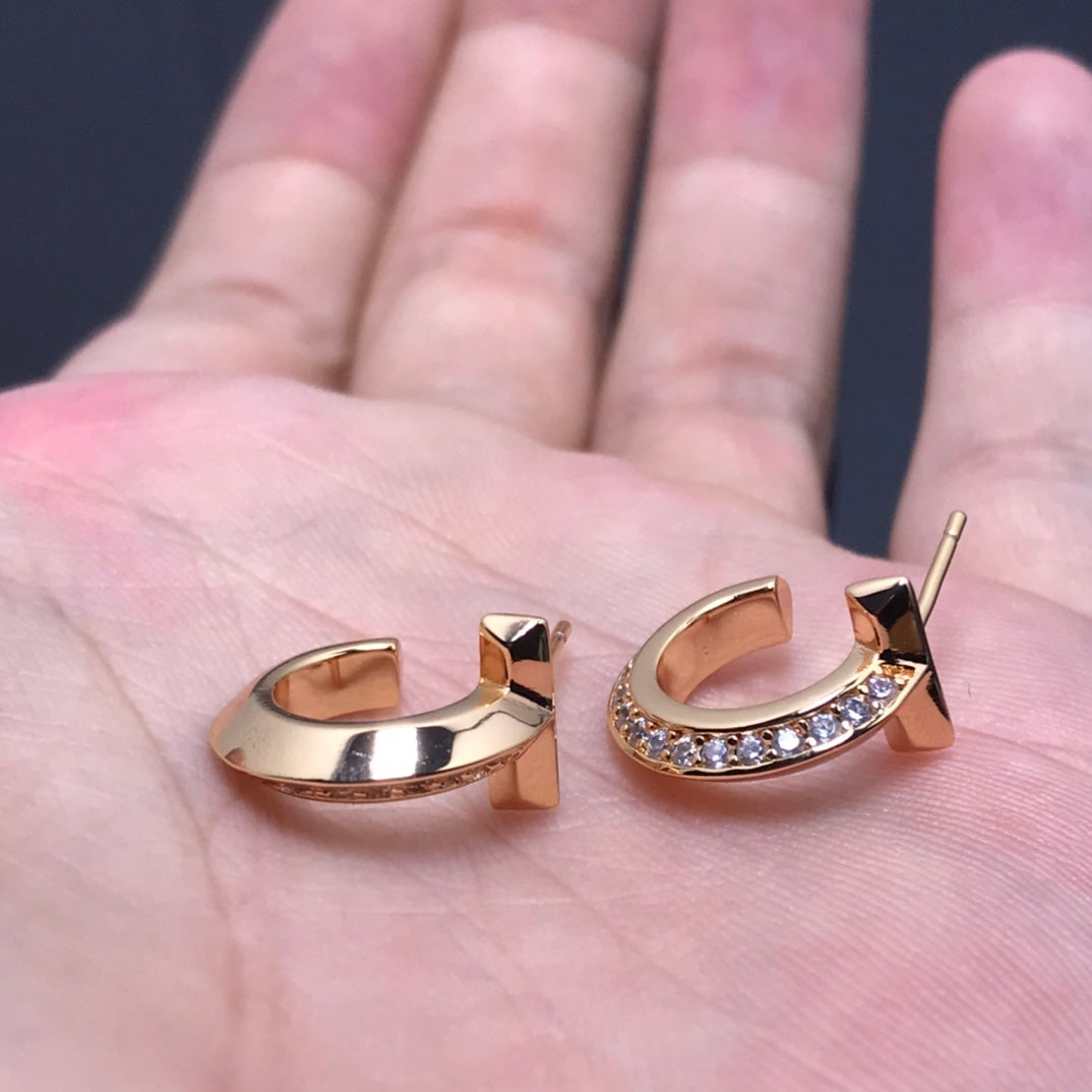 [Eterna Jewels]T HOOP DIAMOND EARRINGS
