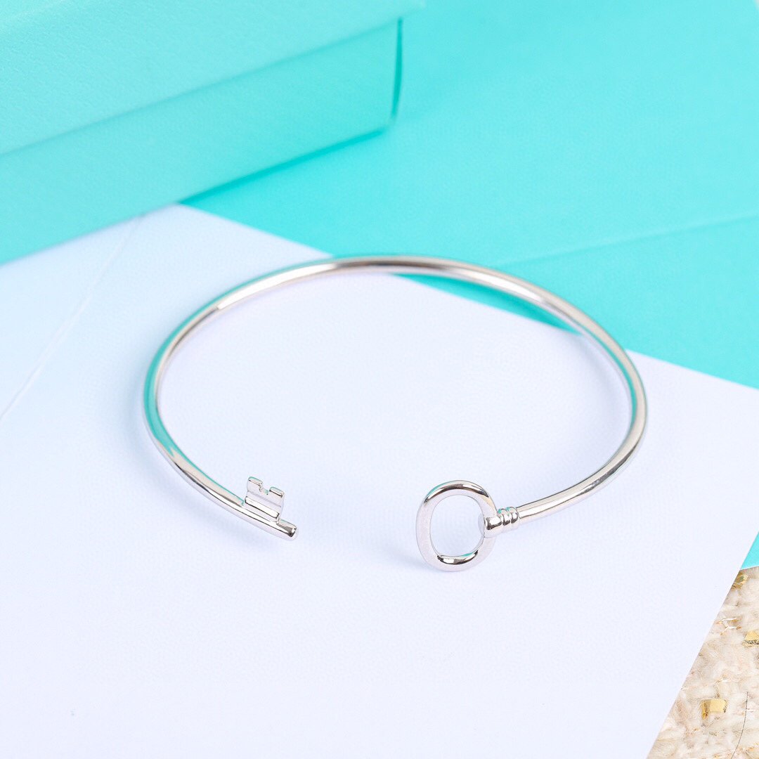 [Eterna Jewels]KEY WIRE OVAL BRACELET