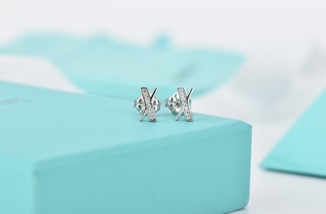 [Eterna Jewels]ATLAS DIAMOND STUD EARRINGS