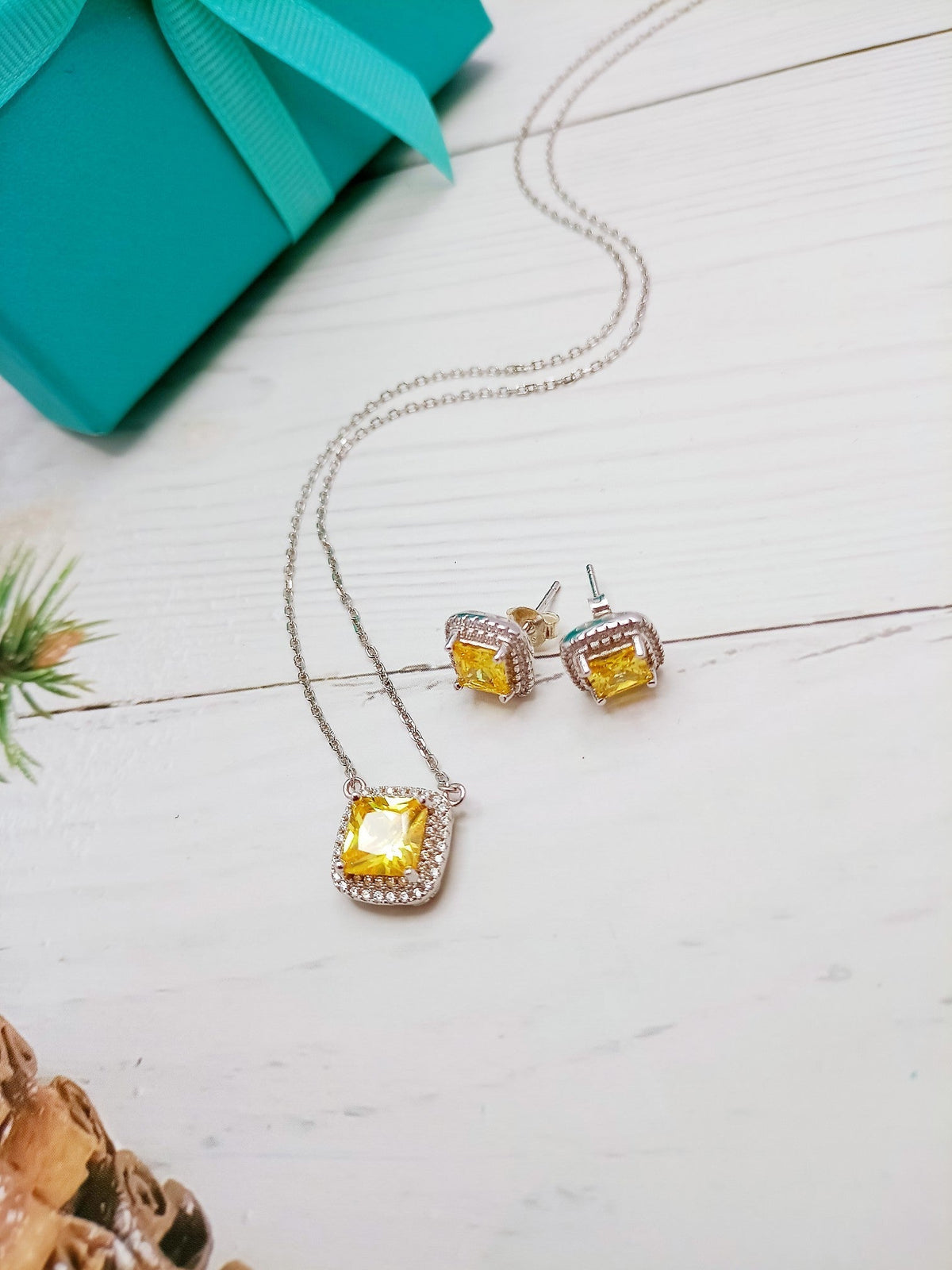 [Eterna Jewels]SPARKLERS CITRINE GEMSTONE PENDANT NECKLACE STERLING SILVER