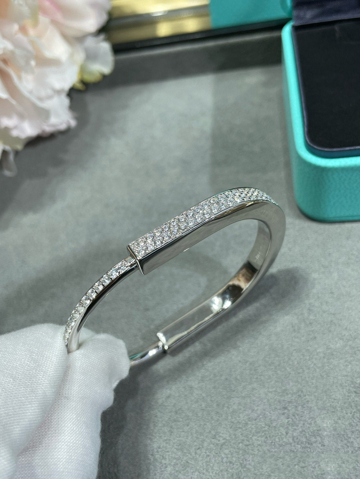 [Eterna Jewels]LOCK BRACELET DIAMOND PAVED