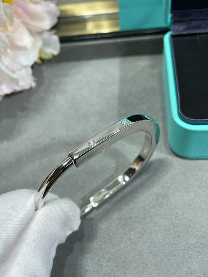 [Eterna Jewels]LOCK BRACELET 8 DIAMOND