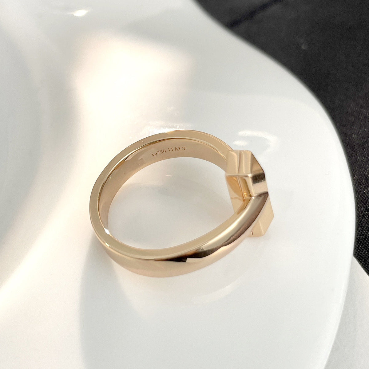 [Eterna Jewels]T WIDE DIAMOND RING