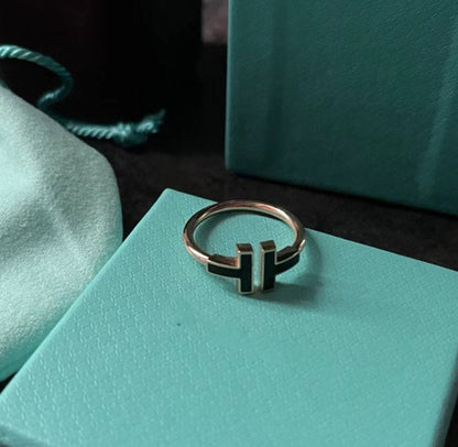 [Eterna Jewels]T SMALL ONYX PINK GOLD RING