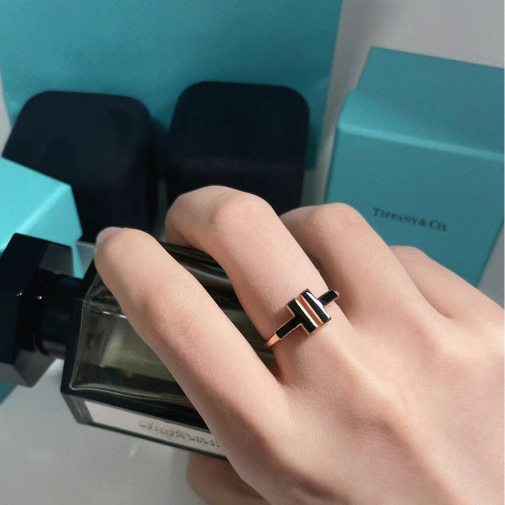 [Eterna Jewels]T SMALL ONYX PINK GOLD RING