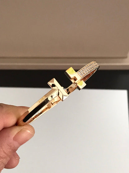 [Eterna Jewels]T1 WIDE DIAMOND HINGED BANGLE PINK GOLD