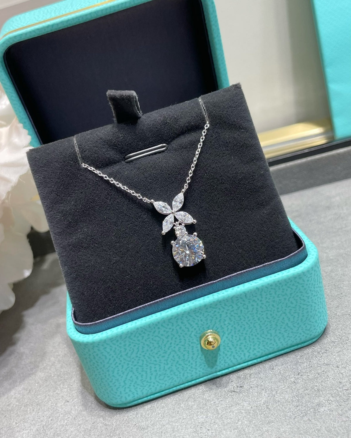 [Eterna Jewels]VICTORIA PENDANT SILVER DIAMOND NECKLACE