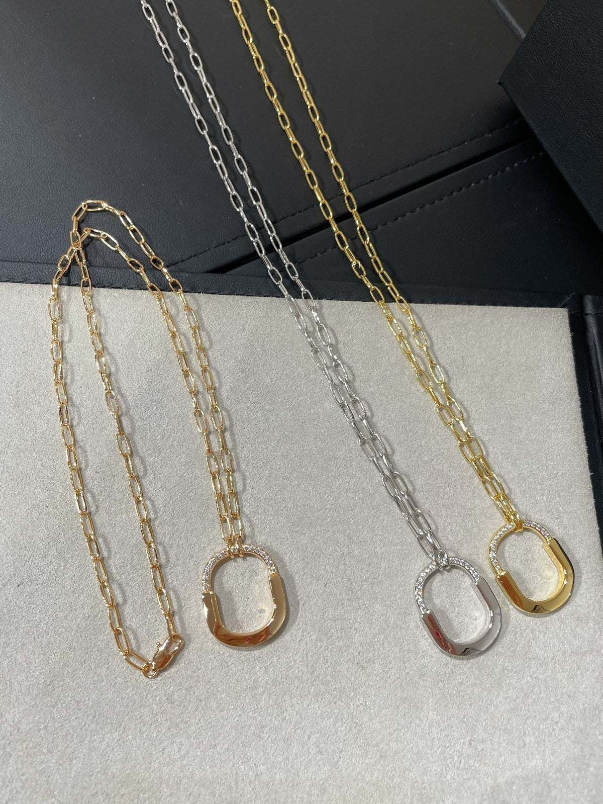 [Eterna Jewels]LOCK MEDIUM PENDANT DIAMOND NECKLACE