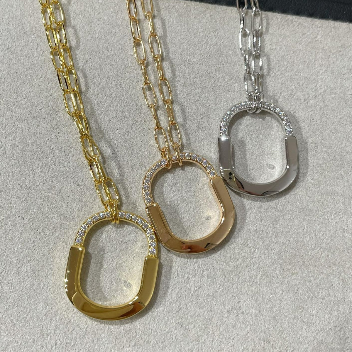 [Eterna Jewels]LOCK MEDIUM PENDANT DIAMOND NECKLACE