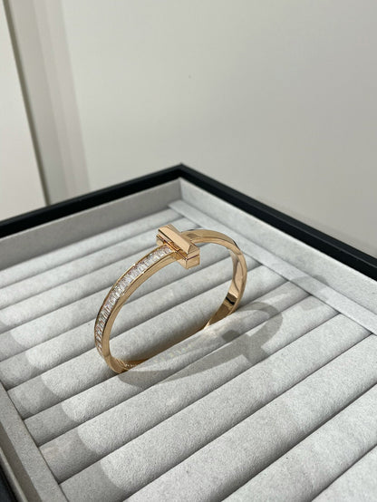 [Eterna Jewels]WIDE HINGED BANGLE PINK GOLD WITH BAGUETTE DIAMONDS