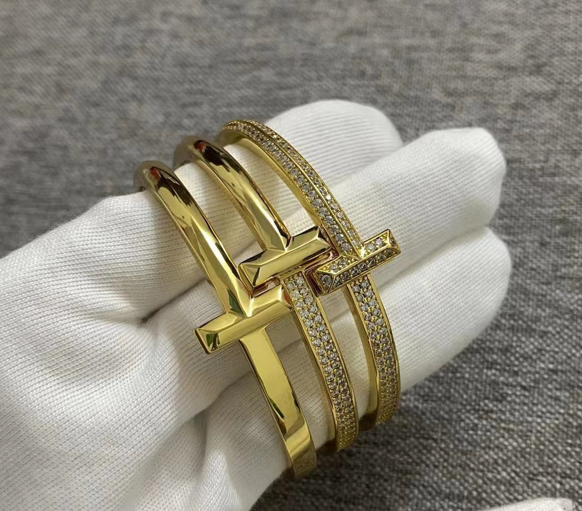 [Eterna Jewels]T1 WIDE HINGED BANGLE BRACELET