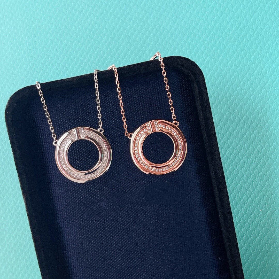 [Eterna Jewels]DIAMOND AND MOTHER OF PEARL CIRCLE PENDANT