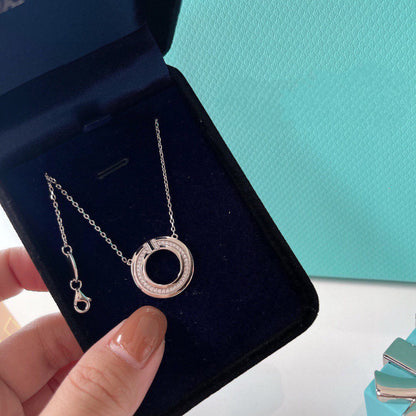 [Eterna Jewels]DIAMOND AND MOTHER OF PEARL CIRCLE PENDANT