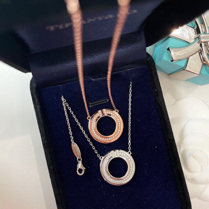 [Eterna Jewels]DIAMOND AND MOTHER OF PEARL CIRCLE PENDANT