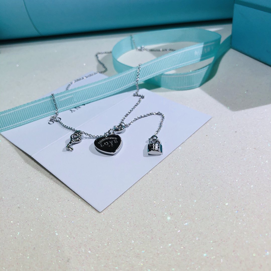 [Eterna Jewels]LOVE HEART TAG KEY NECKLACE