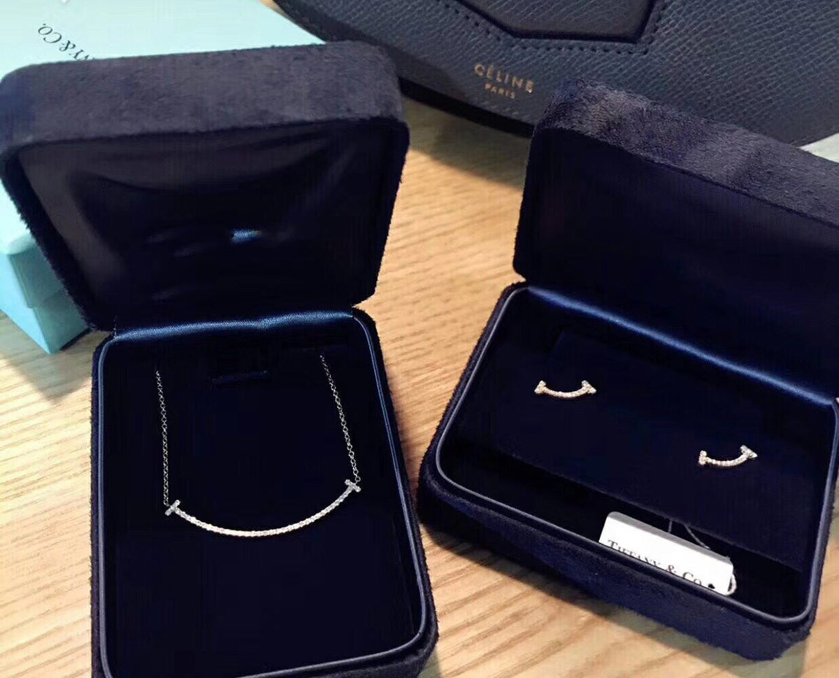 [Eterna Jewels]SMILE DIAMOND EARRINGS